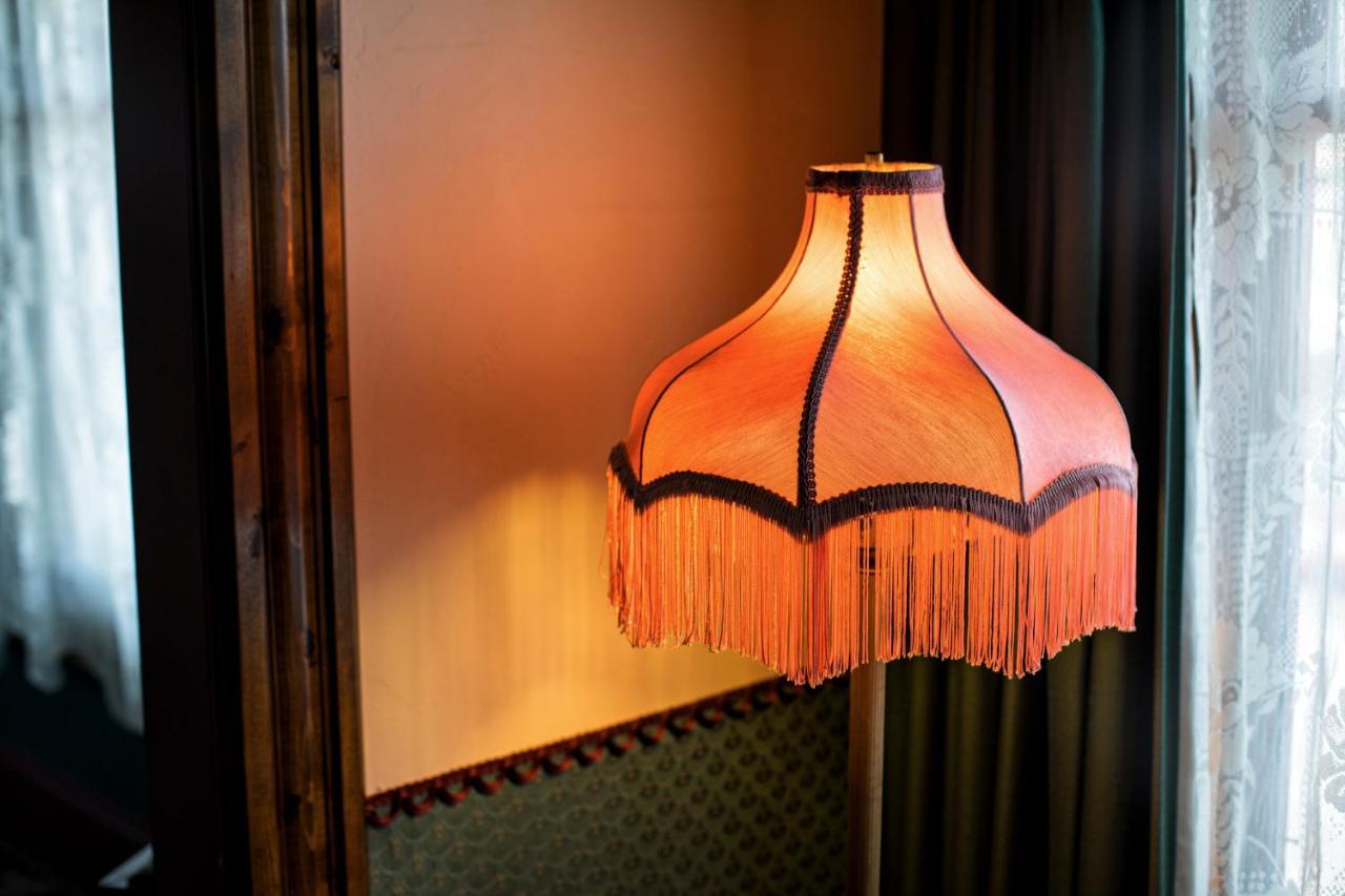 Red Garter Inn Williams Exterior foto